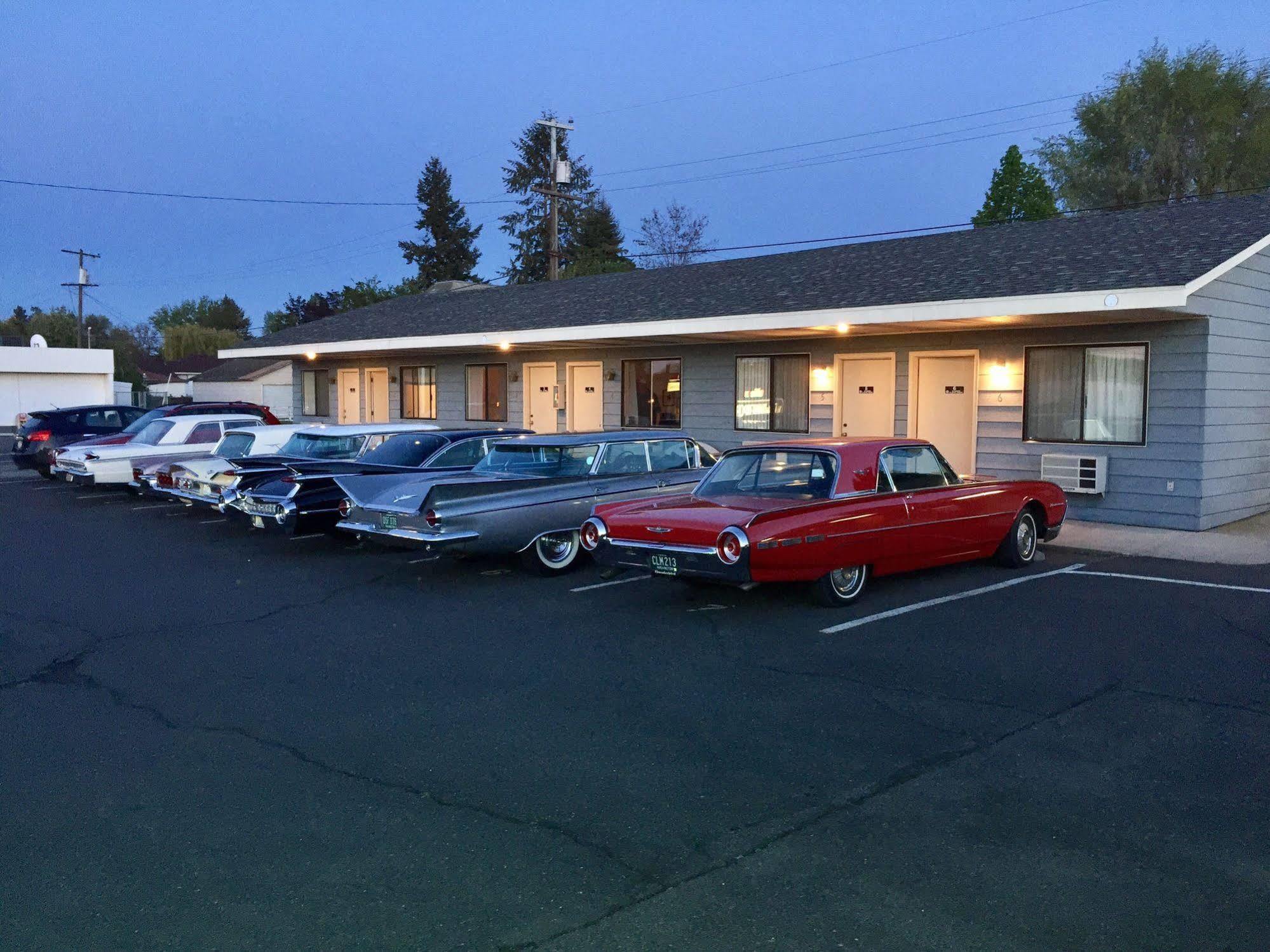 The Davenport Motel Exterior photo